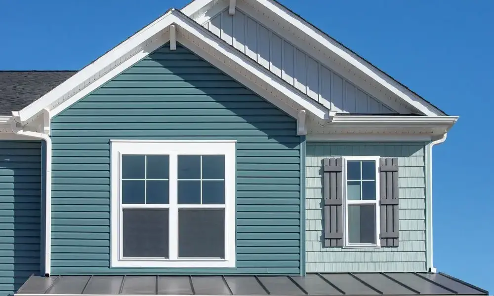 Roof repair and inspection services in Fenton